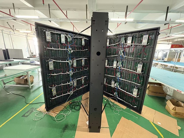 戶(hù)外p3.076帶箱體led顯示屏 (7).jpg