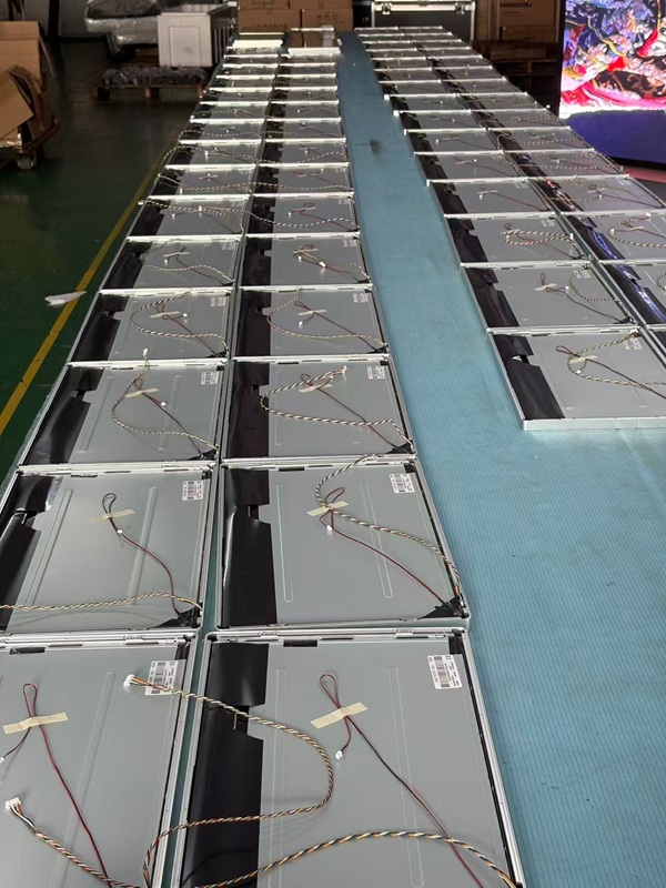 華邦瀛21.5寸廣告機(jī)